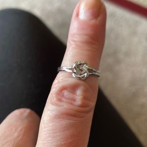Sterling silver knot ring. Size 6